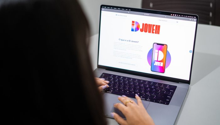 Carpina realiza cadastro da ID Jovem para facilitar o acesso da juventude local ao Programa 