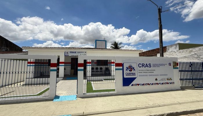 Prefeitura de Carpina reinaugura CRAS do Bairro Novo e entrega carro 100% elétrico